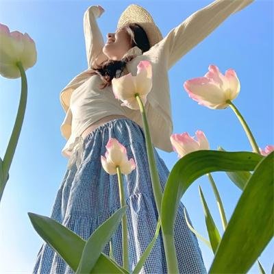 莠出良才